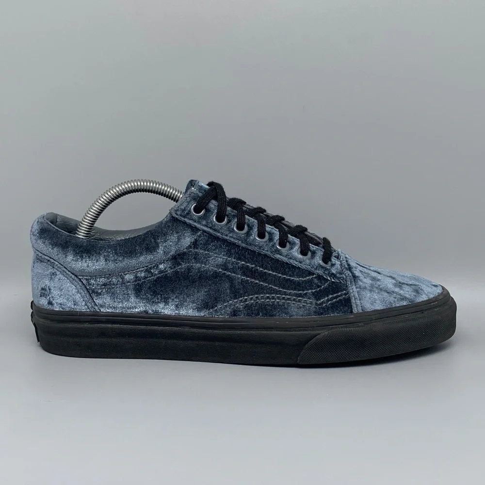 Vans Old Skool Crushed Velvet Navy Blue‎ Skate Shoes Men’s Sz 9.5 Women’s Sz 11